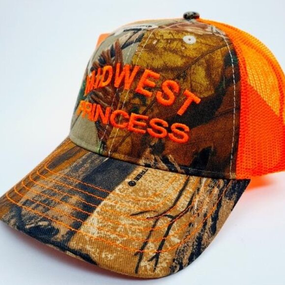 Pop Singer Maximalism Chappell Roan Midwest Princess Hat Cap Mesh Trucker Camo